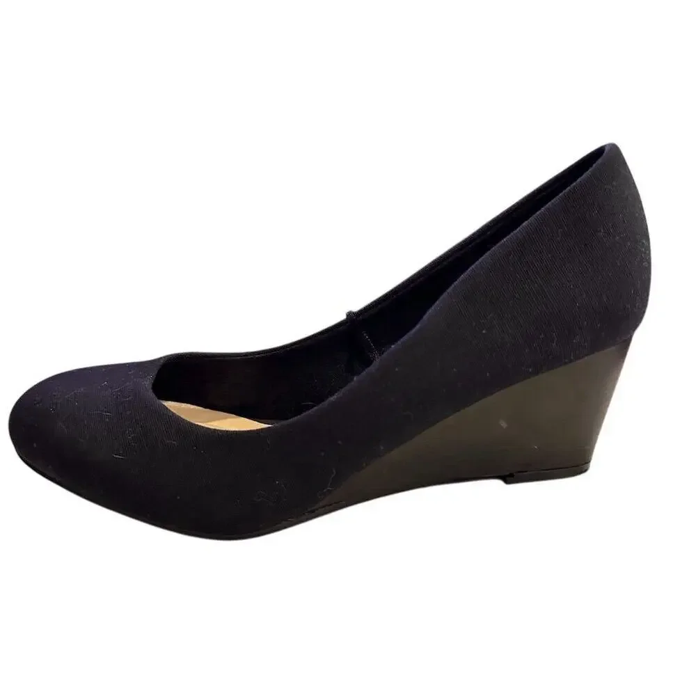 Seychelles Gertrude Women's Black Wedge Heels Size 7 Slip-On - Picture 4 of 11